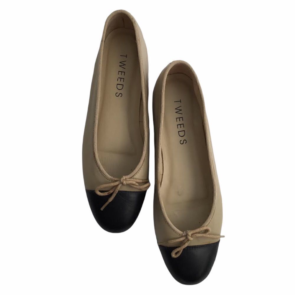 Tweeds Made in Brazil Two-Tone Ballerina with Front Bow Shoes in Size 7.5B